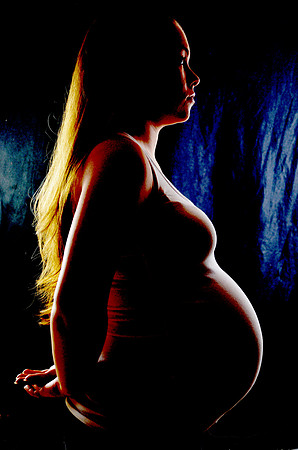Maternity Photography by Elyk Studios - Delaware