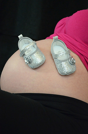 Maternity Photography by Elyk Studios - Delaware