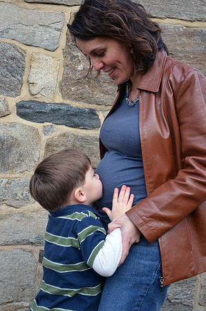 Family portrait by Elyk Studios Photography - Delaware photographer